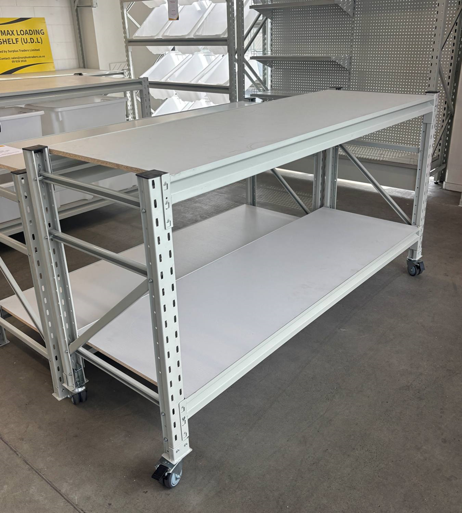 New Workbench on Castors