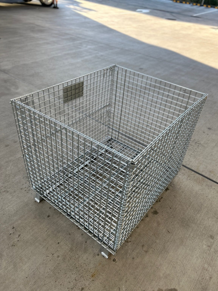 10 x Collapsible & Stackable