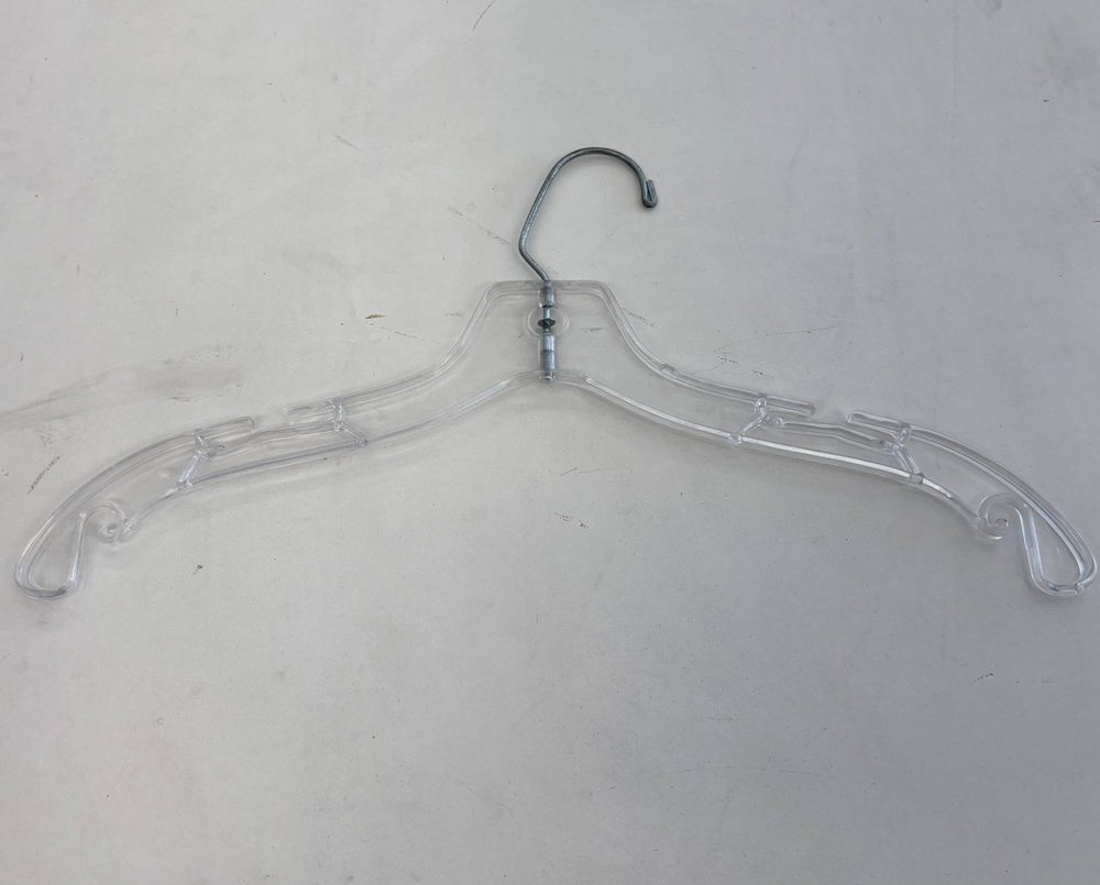 Plastic Straight Hanger - Use