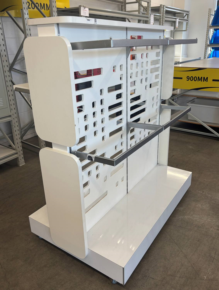 M&P Decorative Double Sided G