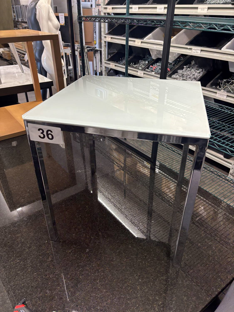 Display Table - Used