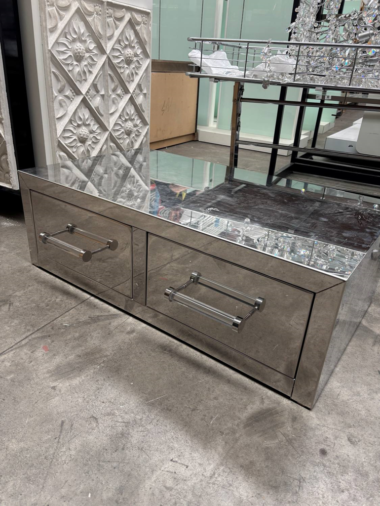Stainless 2 Drawer Unit - Use