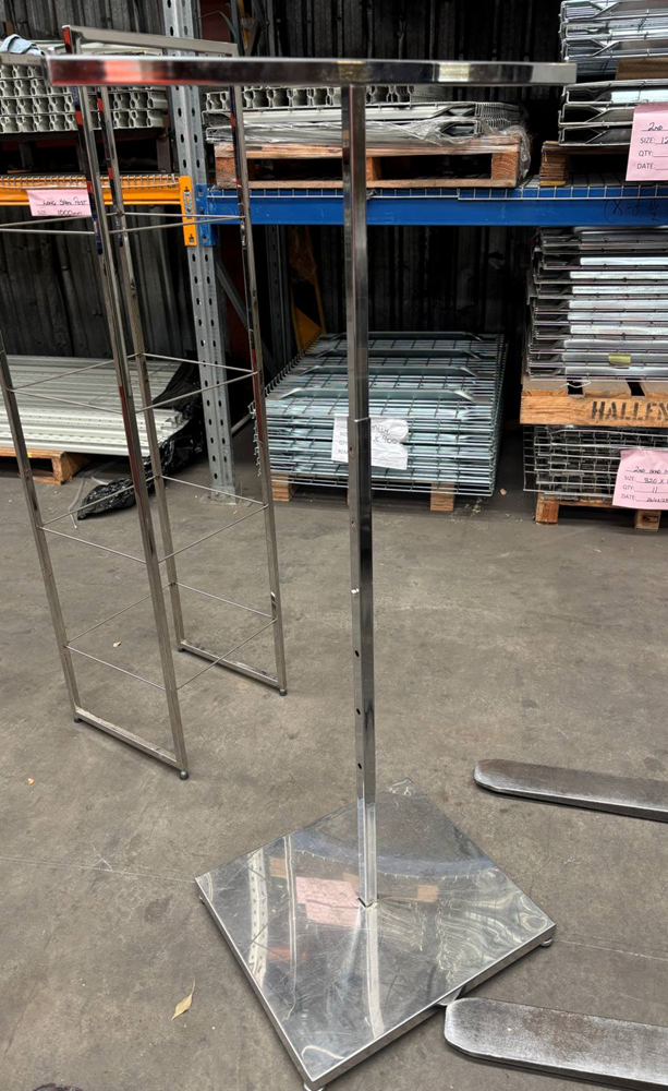 T-Bar Display - Used