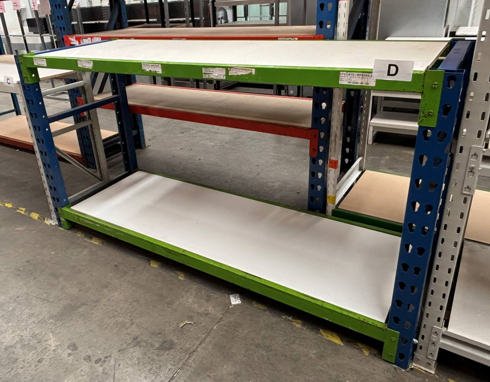 Teardrop Workbench 1050H x 20