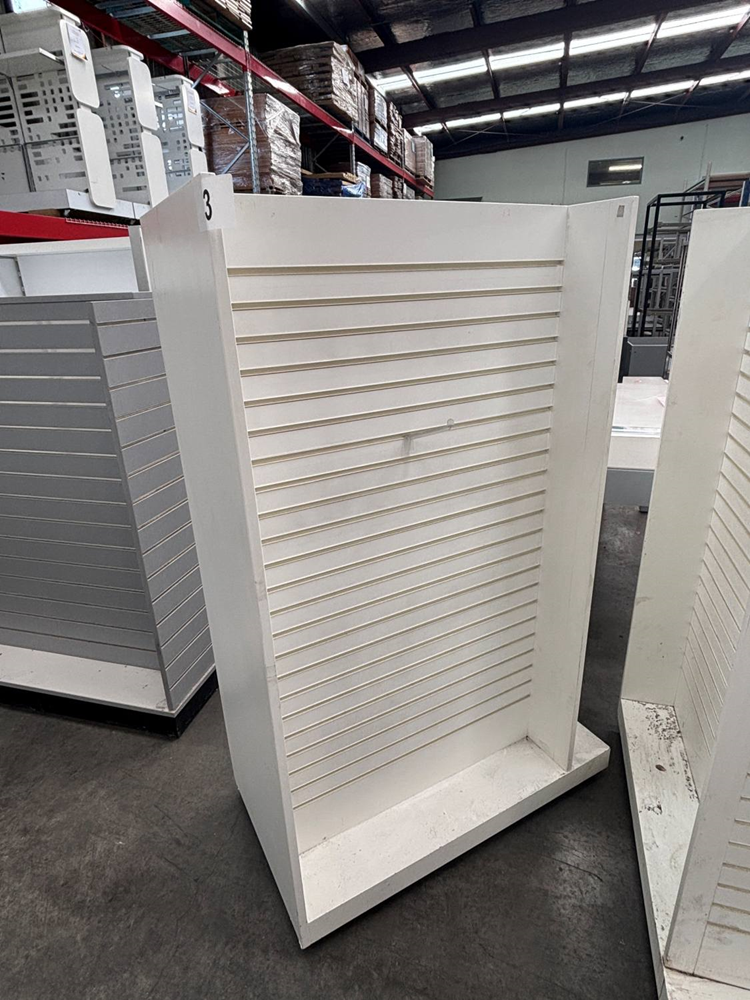 Mobile White Slatwall Gondola
