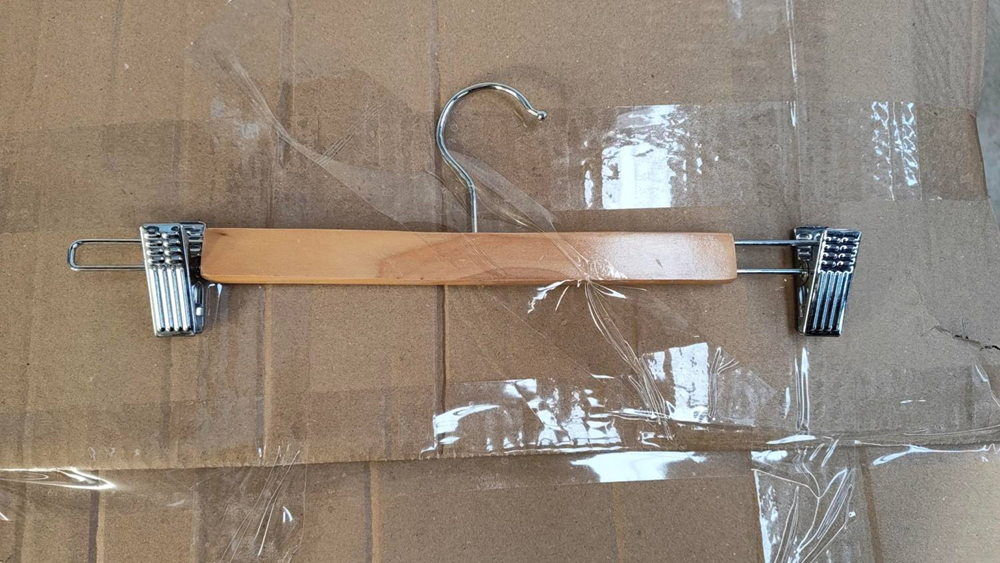 Brown Clip Hangers Box of 100