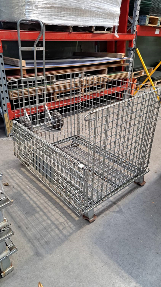 Collapsible Mesh Storage Cage