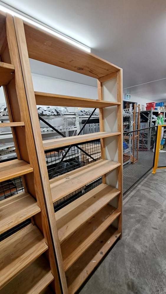 Lundia Shelving 2400H x 930W