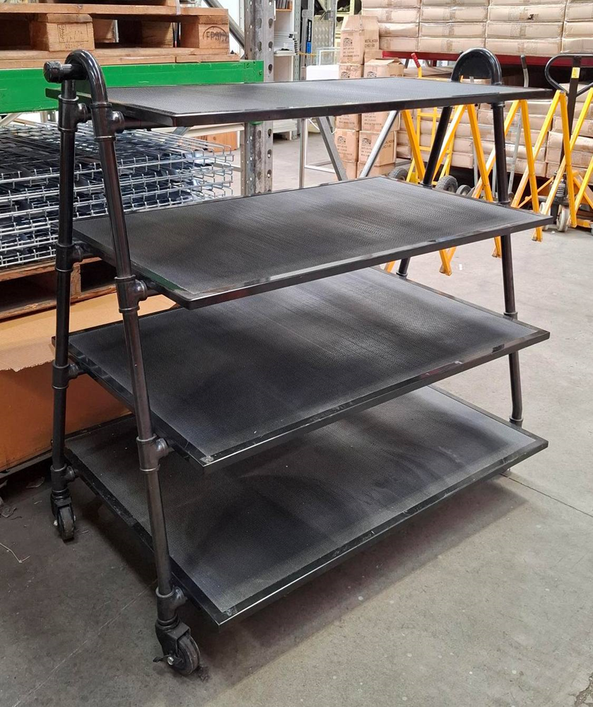 Retail Display Shelf On Casto