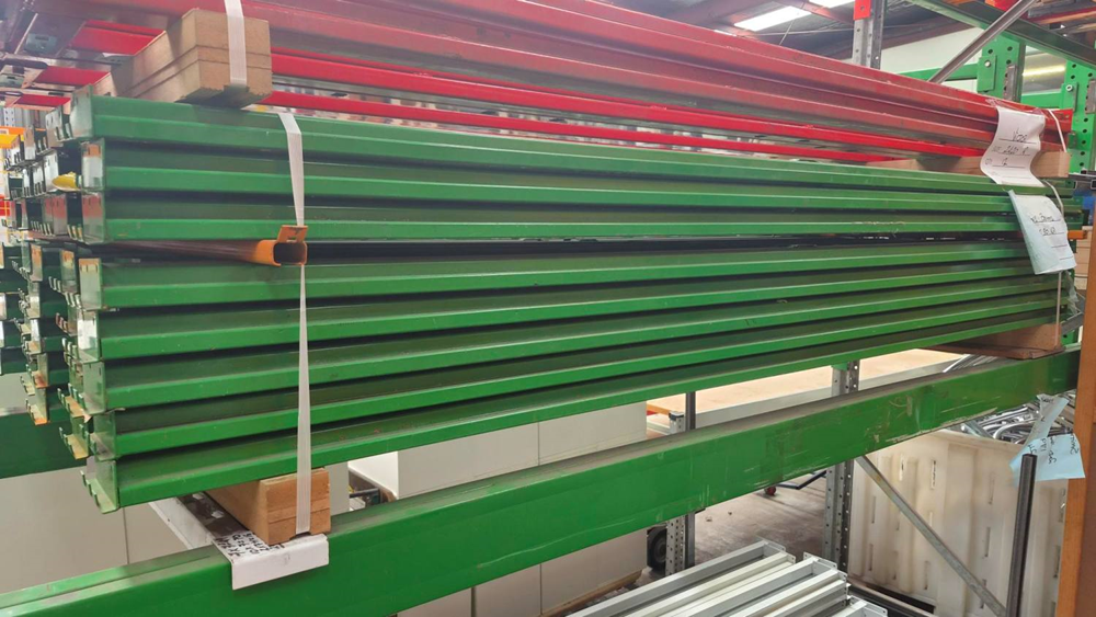 Capital Slimline Beam 2.4W -