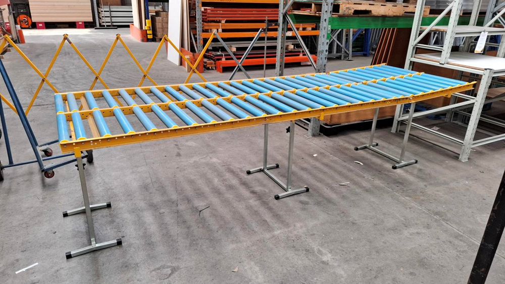 Warehouse Rolling Platform -