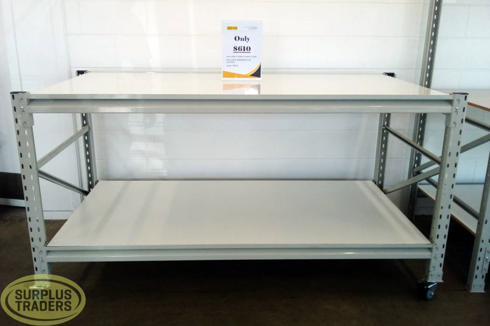 New Workbench on Castors